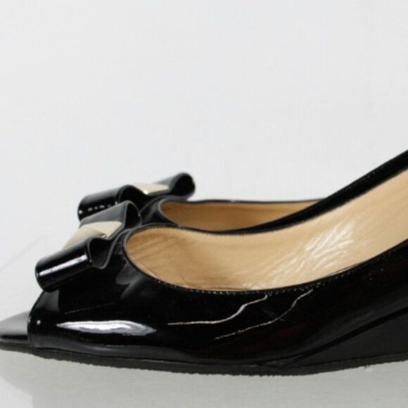 Kate Spade Black Bow Wedge size 7B - Picture 2 of 14